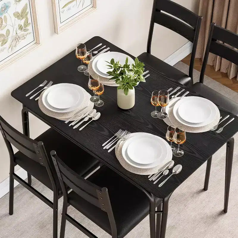 Ensemble de salle à manger pour 4, table de cuisine avec 4 chaises rembourrées, ensemble de petite table à manger de 5 pièces, table de salle à manger pour cuisine ou salle à manger