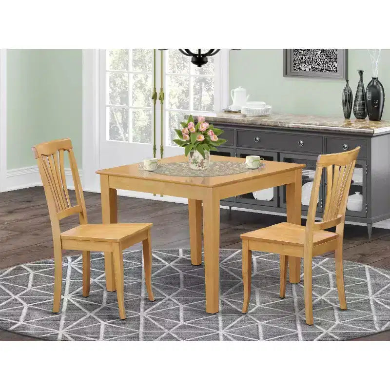 Ensemble de salle à manger - Table de cuisine avec 4 chaises - Construction en bois dur - Style victorien - Design élégant