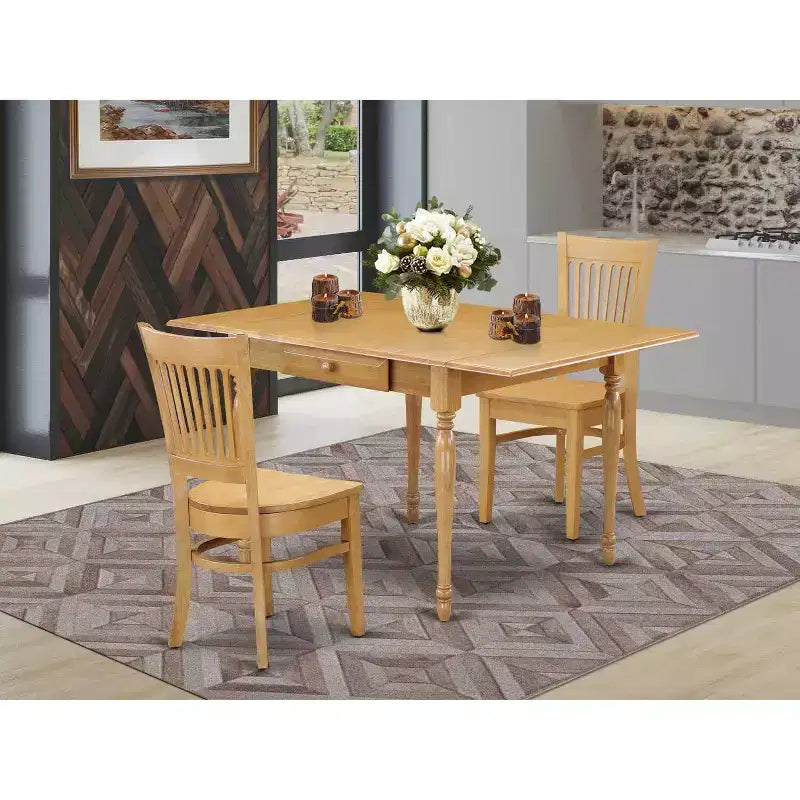 Ensemble de salle à manger 3 pièces HomeStock avec plateau en bois massif finition chêne brun naturel et table à rallonge