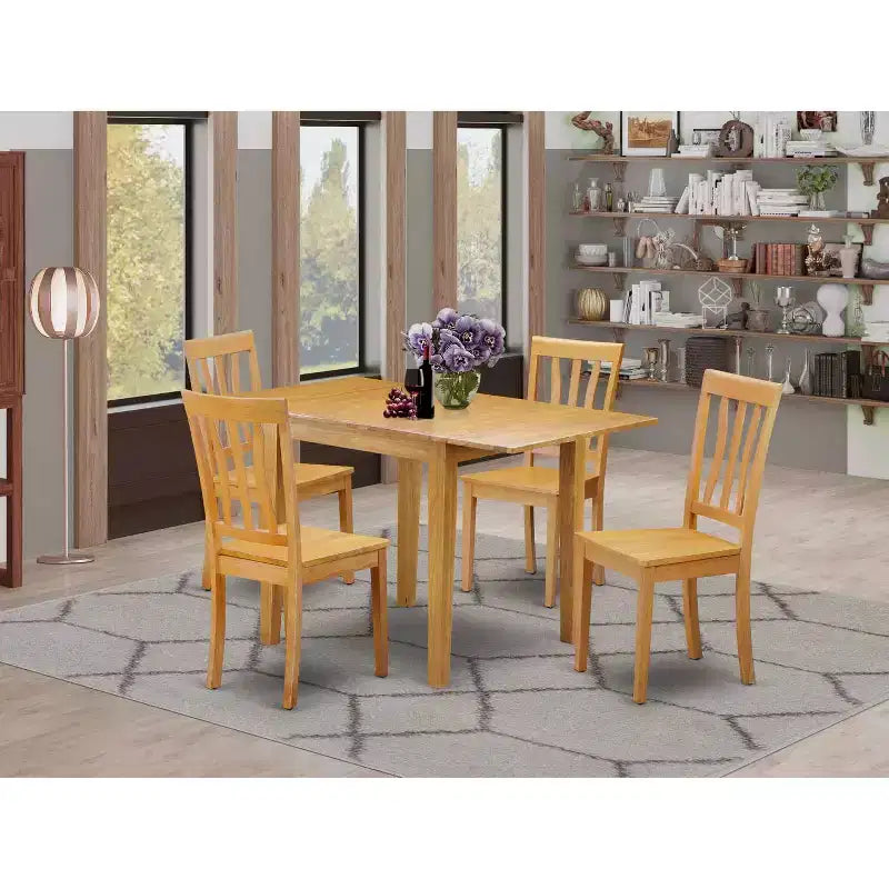 Ensemble de salle à manger 5 pièces en bois massif HomeStock, finition chêne naturel, pour 4 personnes