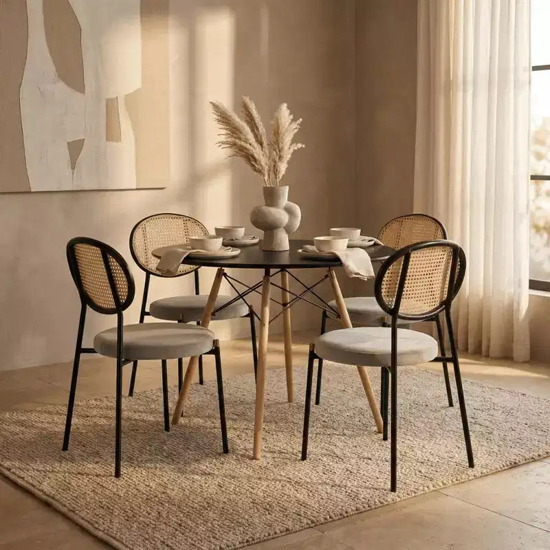 LeisureMod Dover, ensemble de salle à manger moderne 5 pièces, table à manger ronde en bois noir et 4 chaises rembourrées en velours avec pieds en métal, ensemble de cuisine pour petits espaces