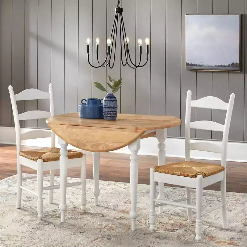 Buylateral Ensemble de salle à manger 3 pièces en bois et blanc avec table et 2 chaises à dossier ajouré : table ronde, deux chaises, design compact